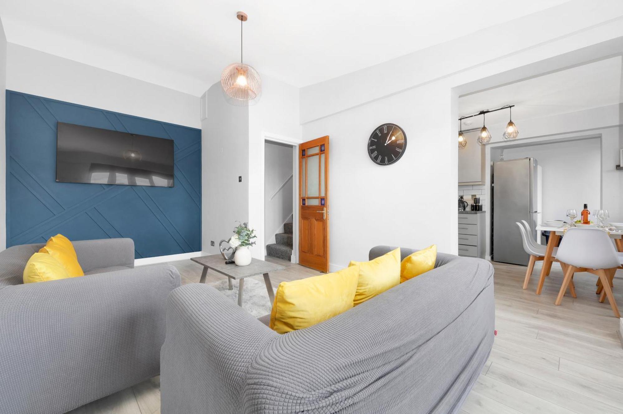 Waterside 4 Bed Apartment Londres Extérieur photo